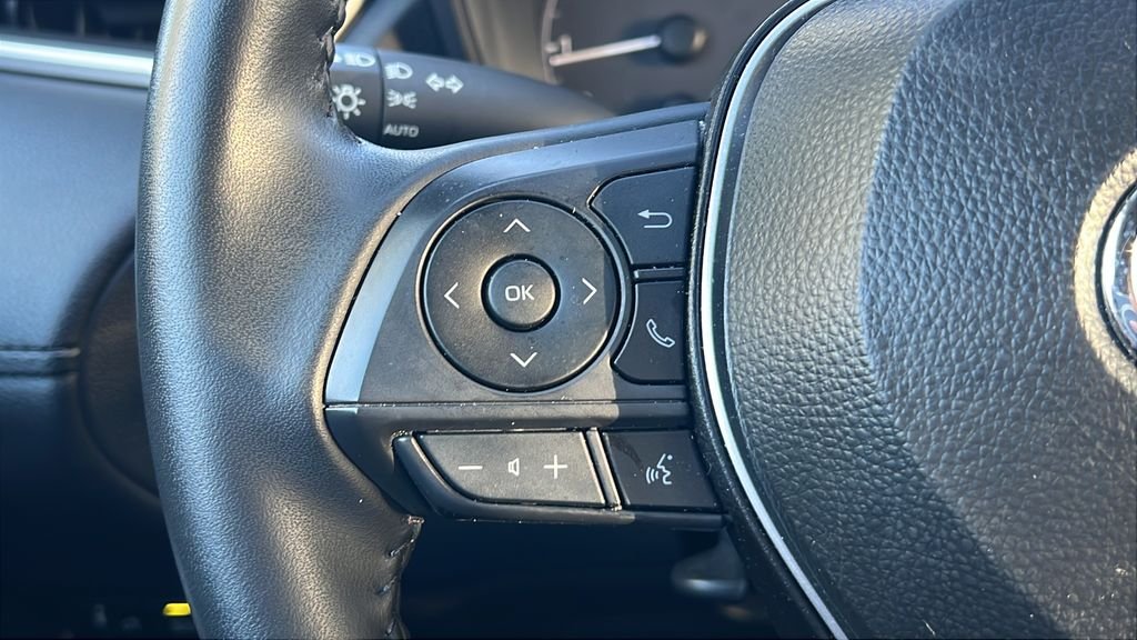 Certified Used 2025 Silver Toyota LE image 19
