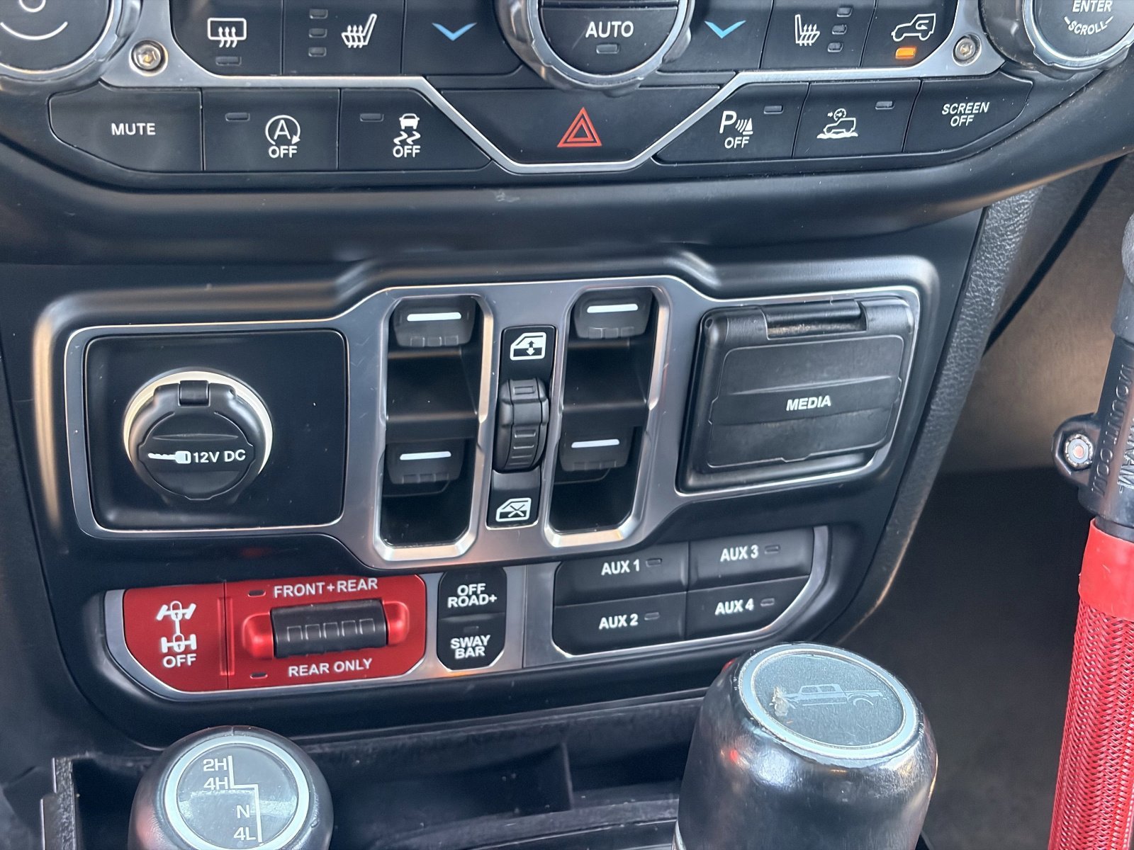 2020 Jeep Gladiator Rubicon - Photo 23