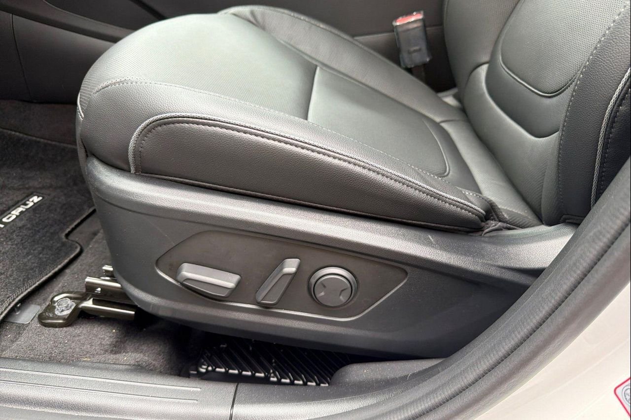 2026 Hyundai Santa Cruz Limited - Photo 13