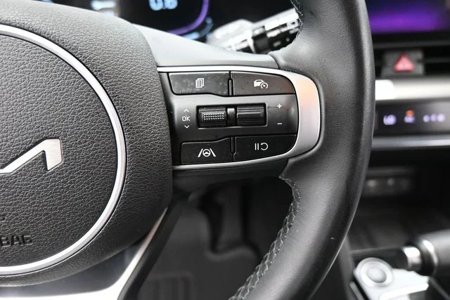 2023 Kia Sportage EX - Photo 20