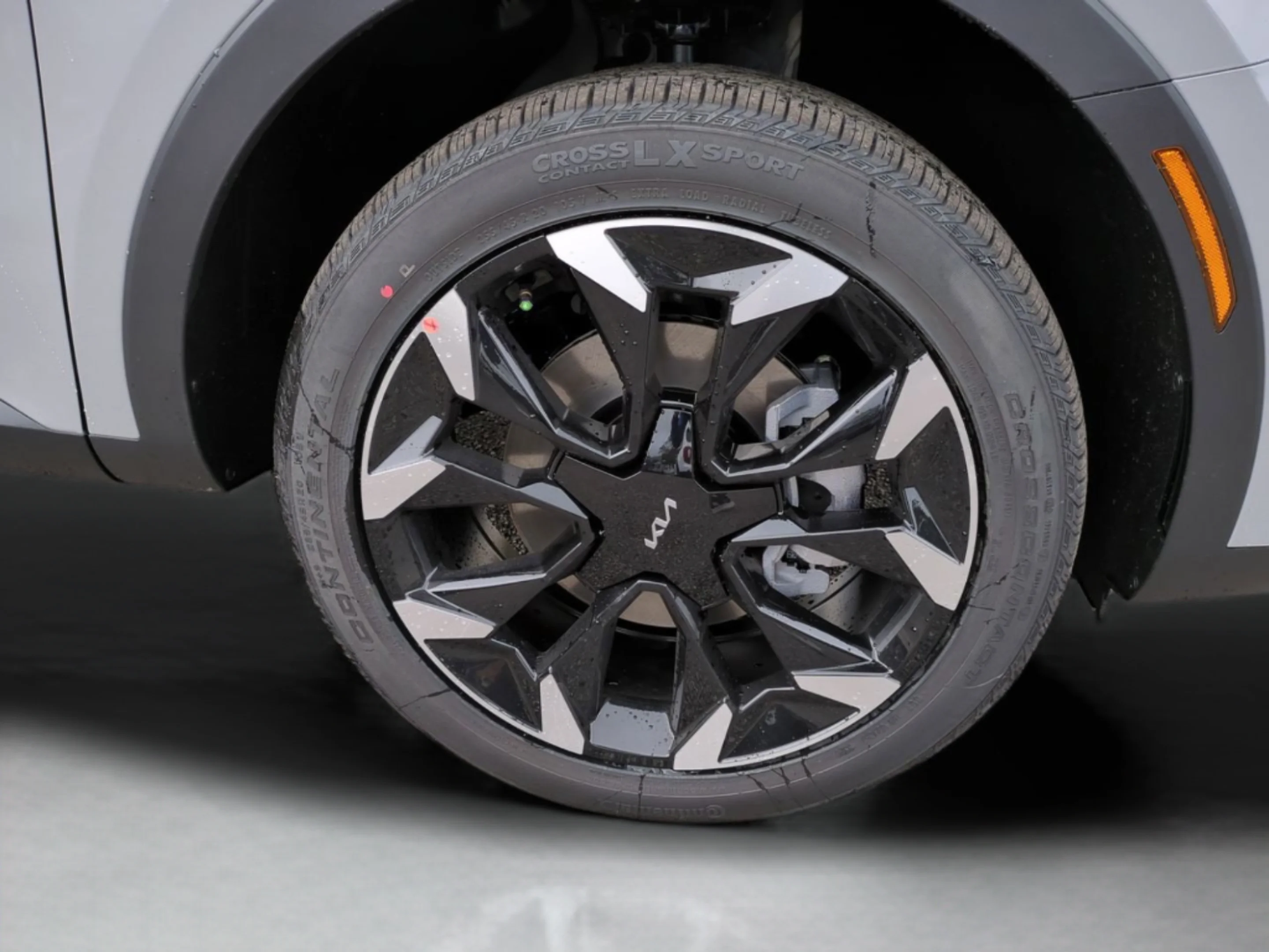 2026 Kia Sorento EX - Photo 13