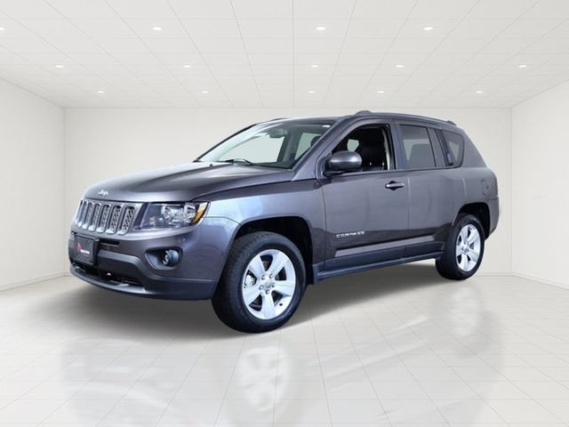 Used 2015 Jeep Compass Latitude with VIN 1C4NJDEB4FD259578 for sale in Apple Valley, Minnesota