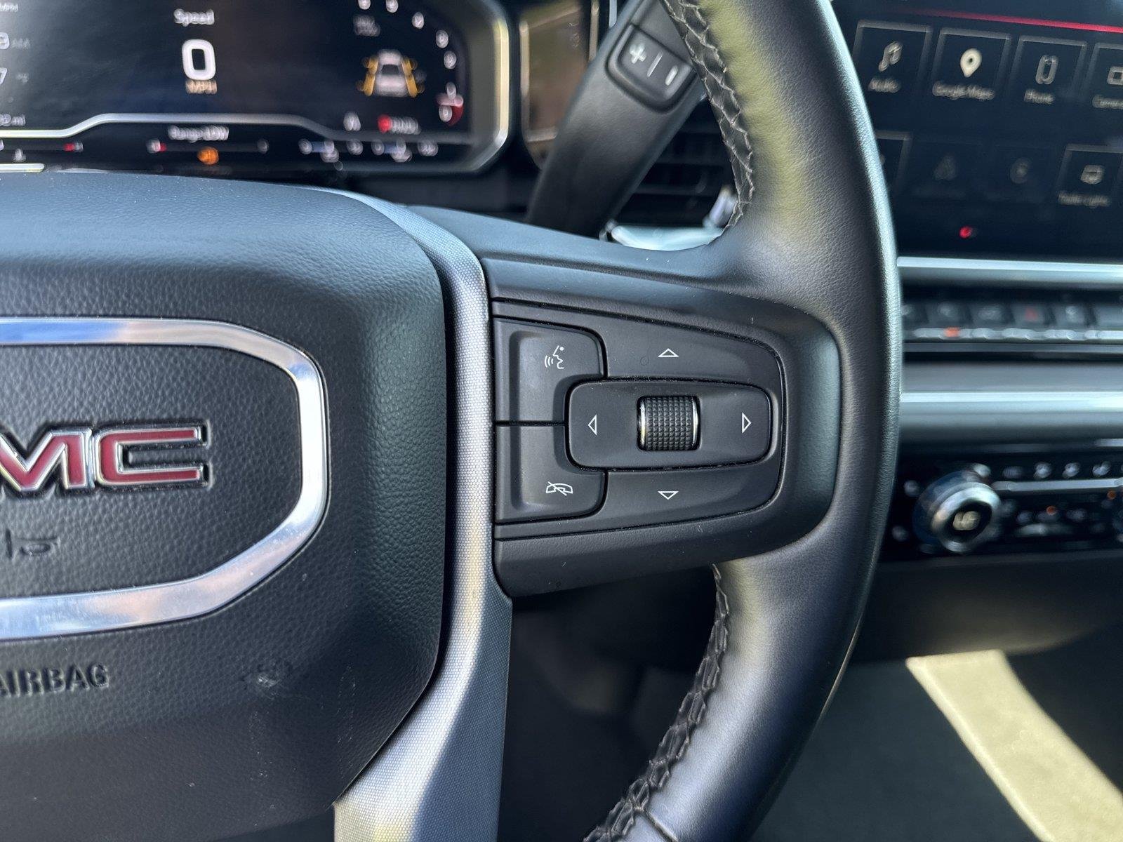 Used 2025 Sterling Metallic GMC SLT image 18