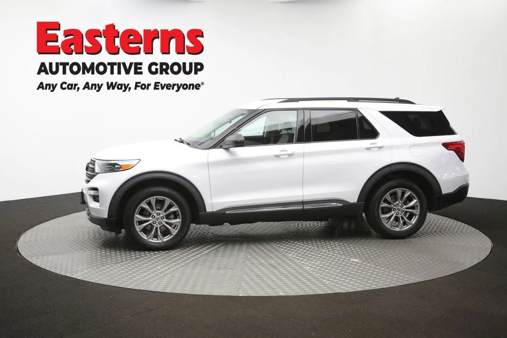 Used 2022 White Ford XLT image 62