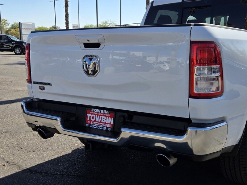 Used 2021 White Ram Big Horn/Lone Star image 6