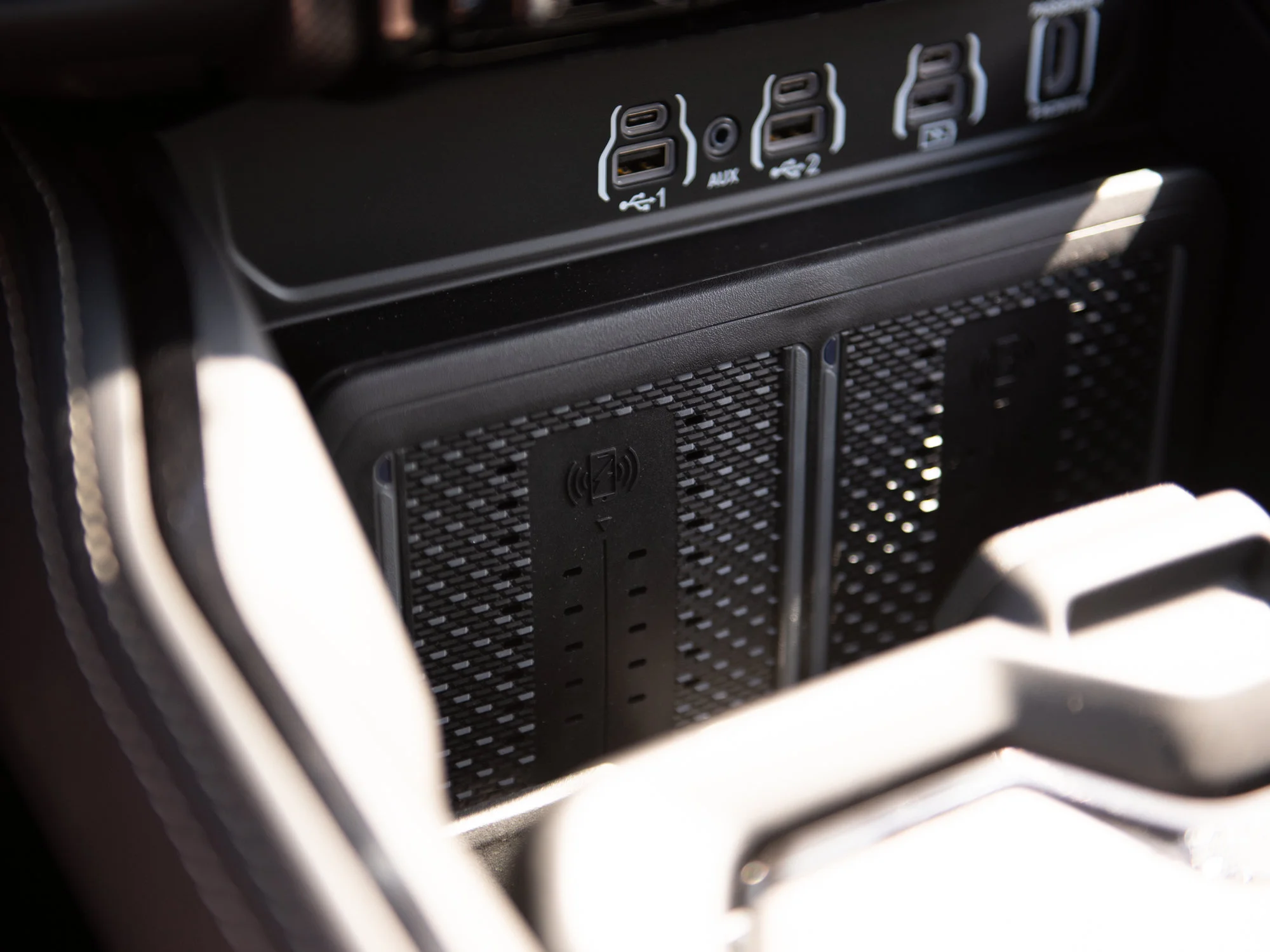 New 2026 Grey RAM Limited* image 24