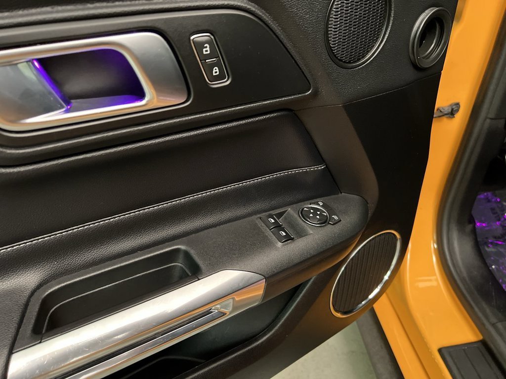 2022 Ford Mustang GT Premium - Photo 13