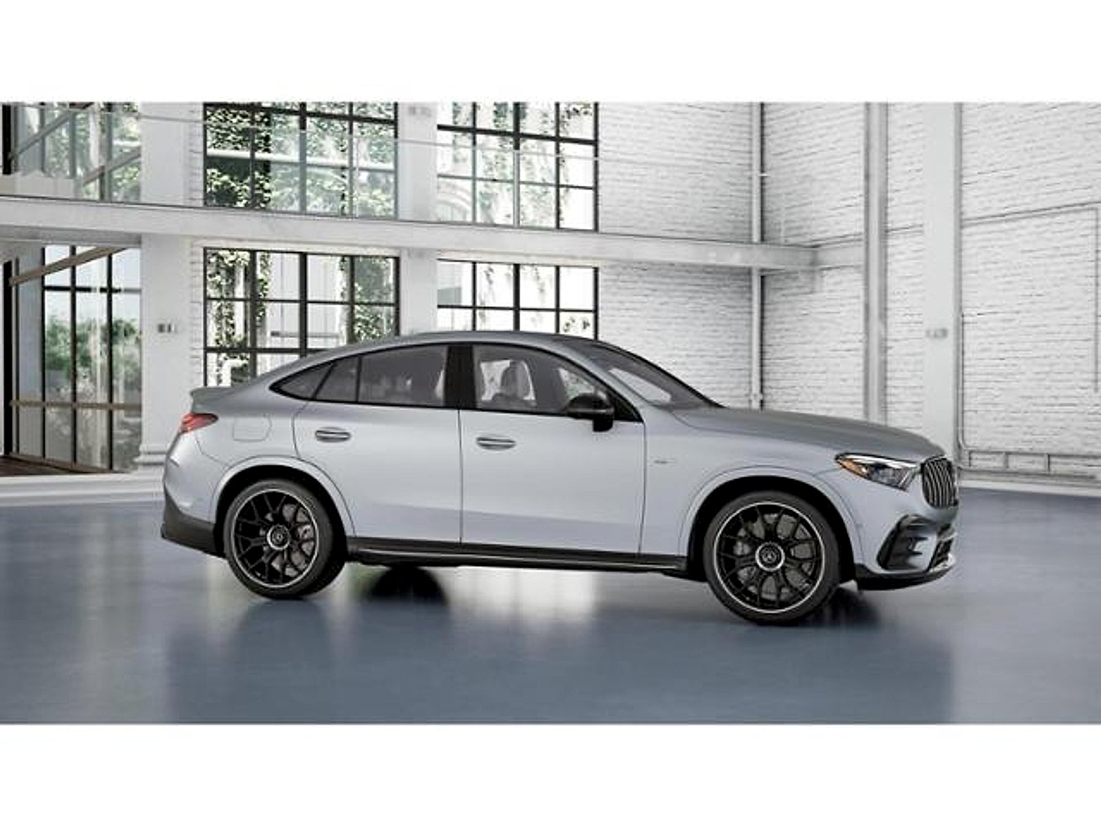 New 2027 MANUFAKTUR Cirrus Silver Magno Mercedes-Benz AMG® GLC 53 image 14