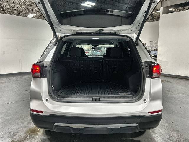 Used 2022 Summit White Chevrolet LT image 22