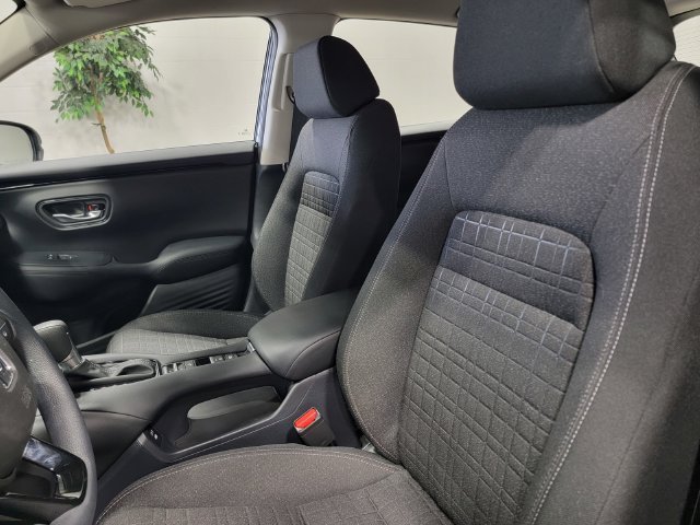 2025 Honda HR-V LX - Photo 12