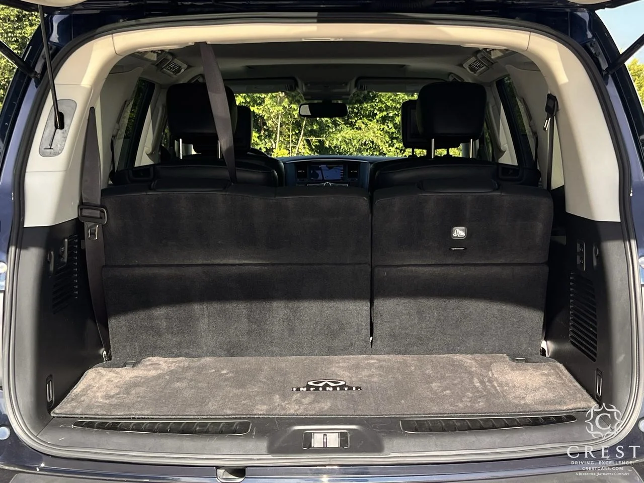 Used 2019 Hermosa Blue INFINITI LUXE image 27