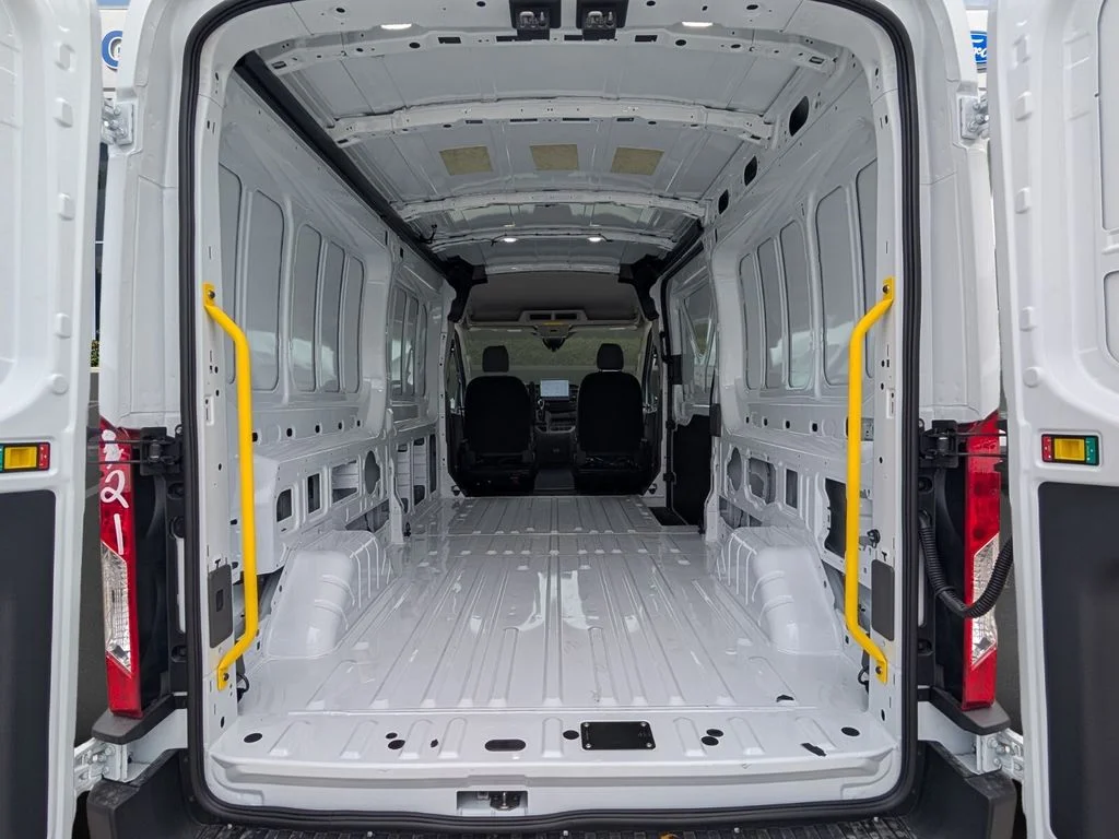 New 2026 White Ford Base image 4