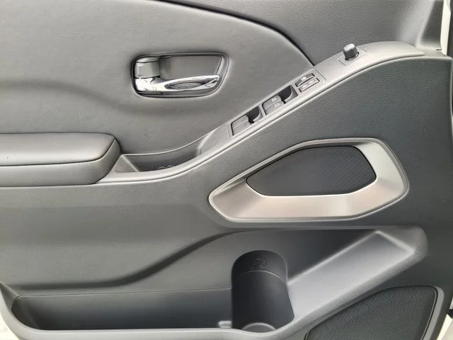 2026 Nissan Frontier SV - Photo 22