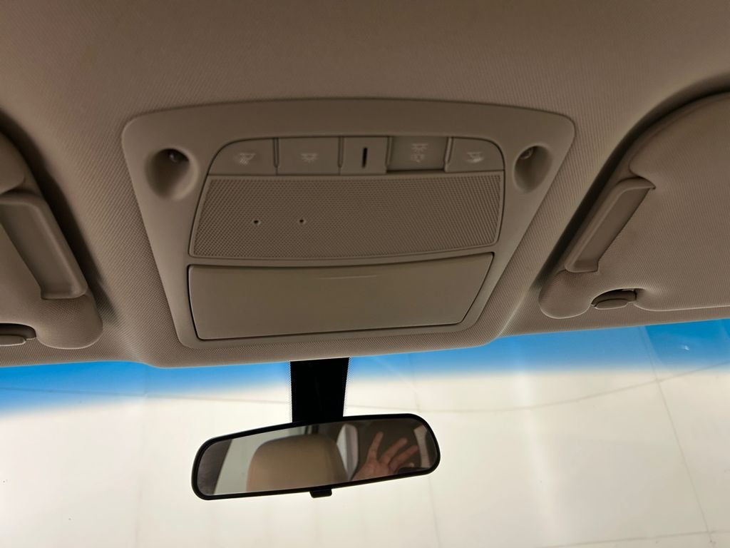 Used 2017 White Nissan S image 30