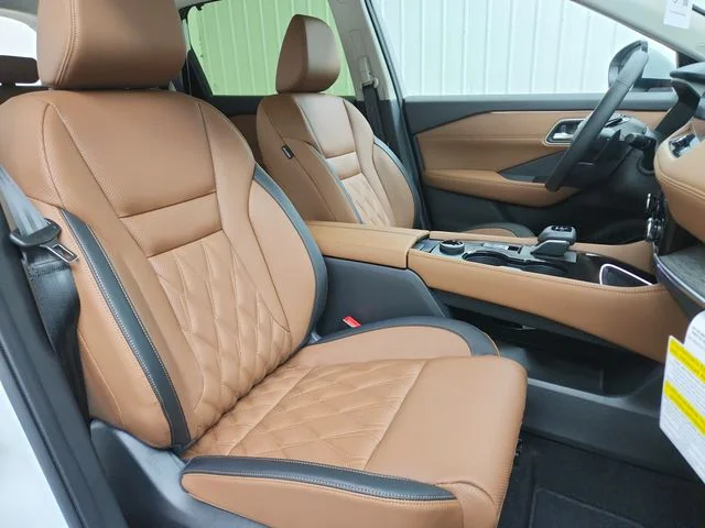 New 2026 White Nissan Platinum image 48
