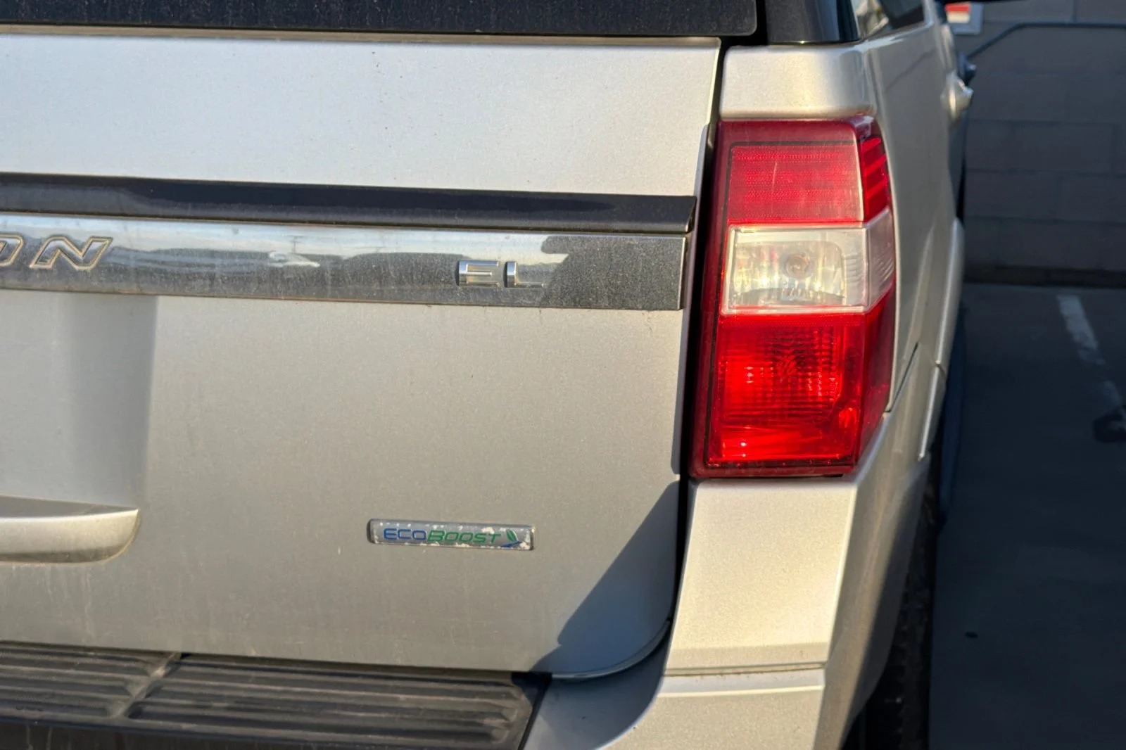 Used 2016 Ingot Silver Ford XLT image 6