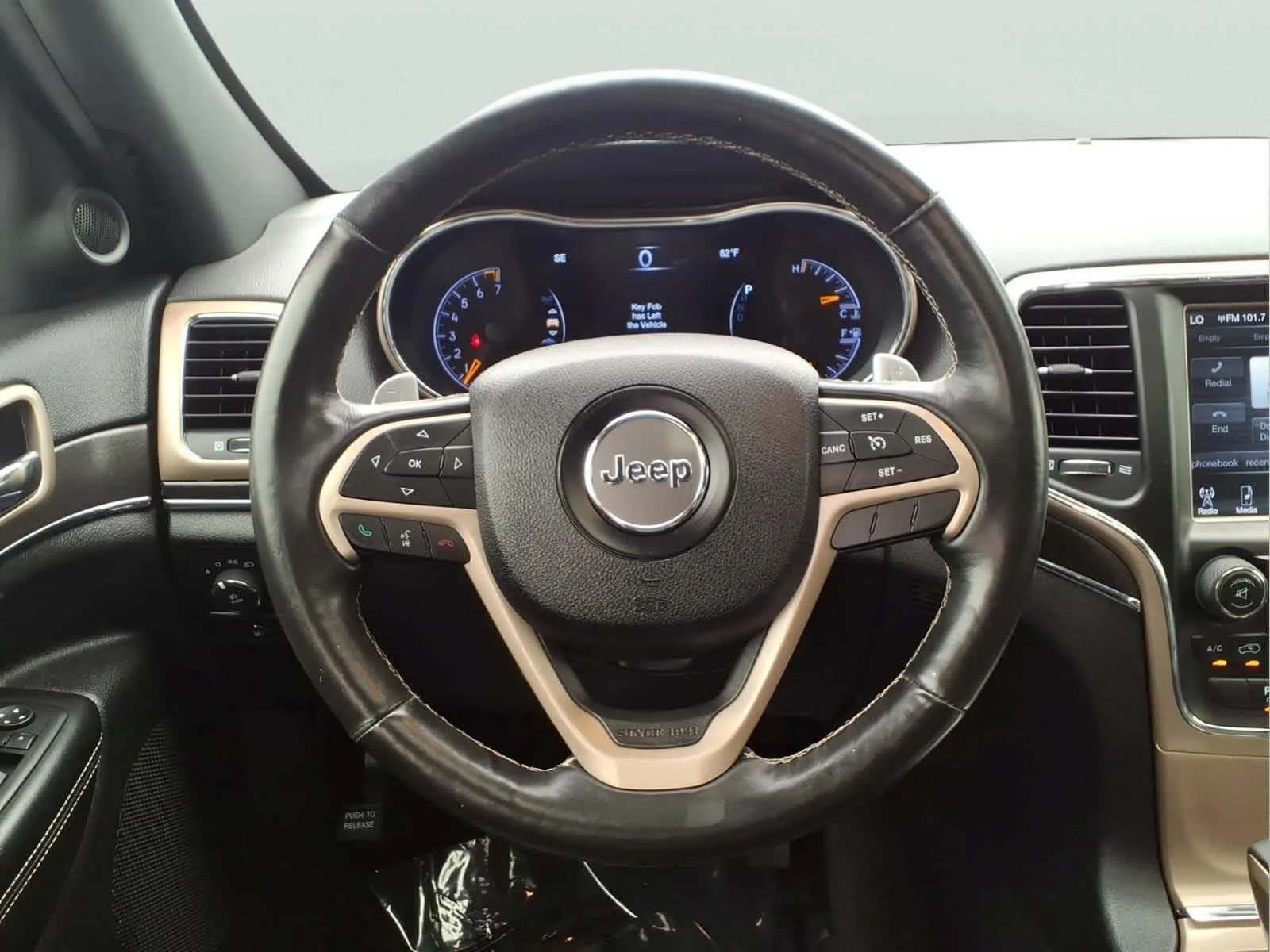 Used 2016 Bright White Clearcoat Jeep Limited image 19