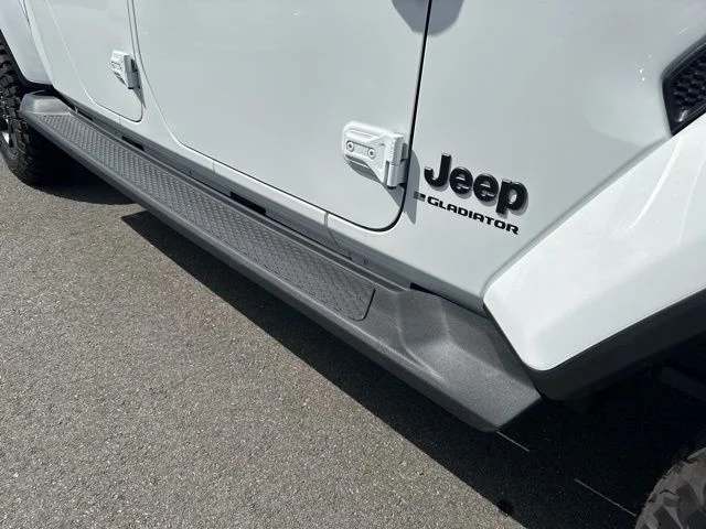 2025 Jeep Gladiator High Tide - Photo 8