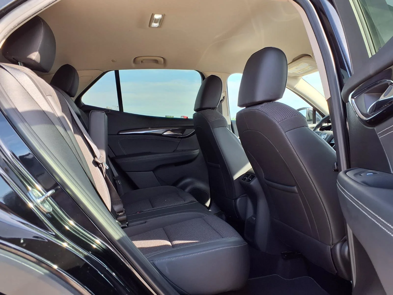 Used 2023 Ebony Twilight Metallic Buick Preferred image 30