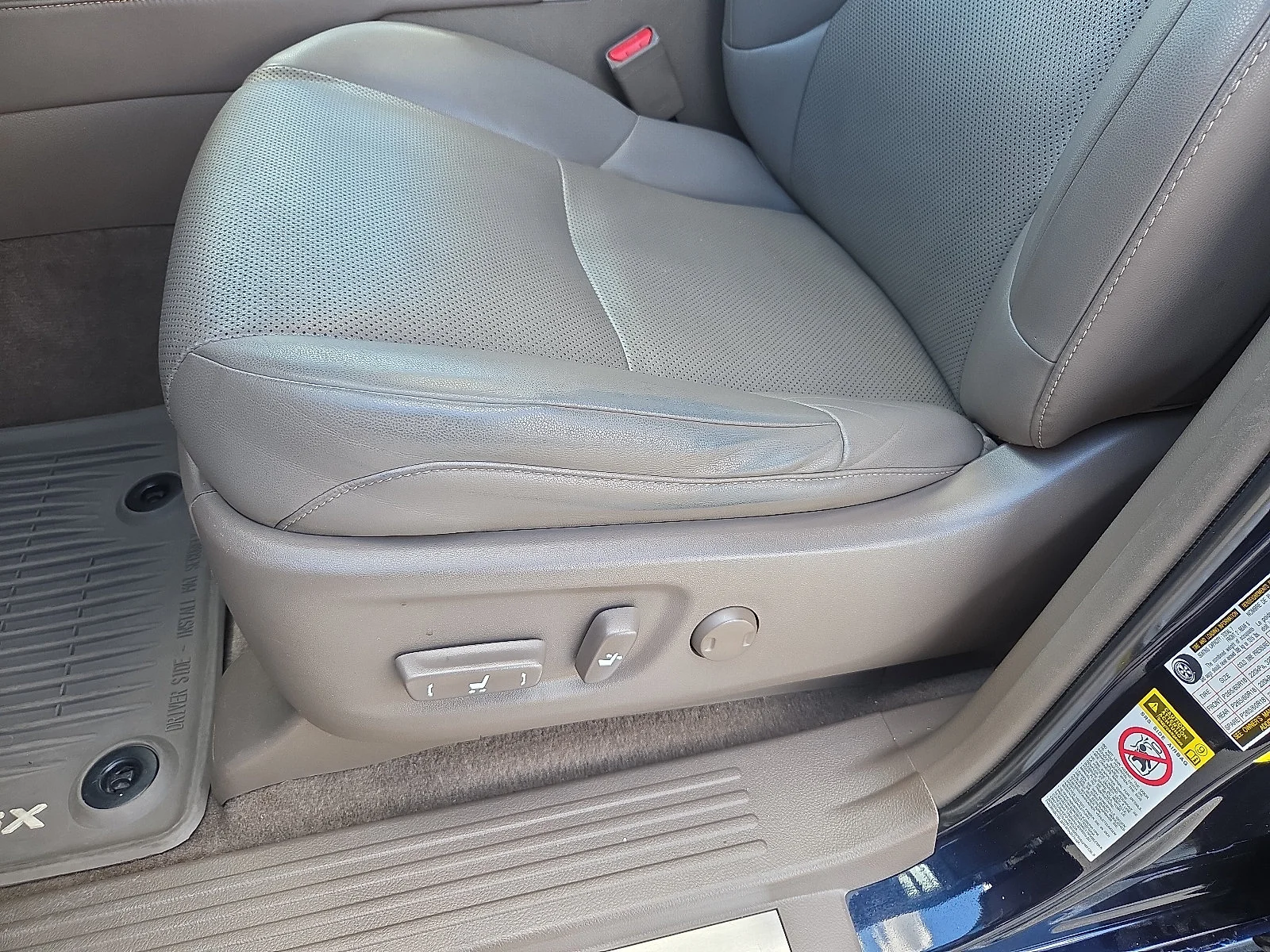 Used 2017 Nightfall Mica Lexus GX 460 image 15