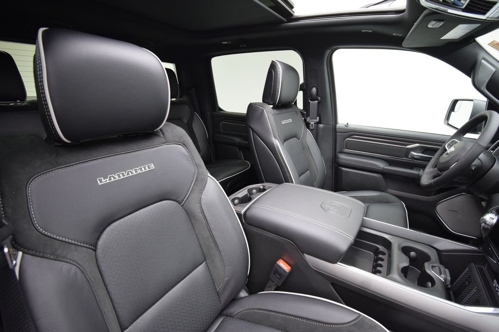New 2026 Serrano-Green Metallic Exterior Paint RAM Laramie image 18
