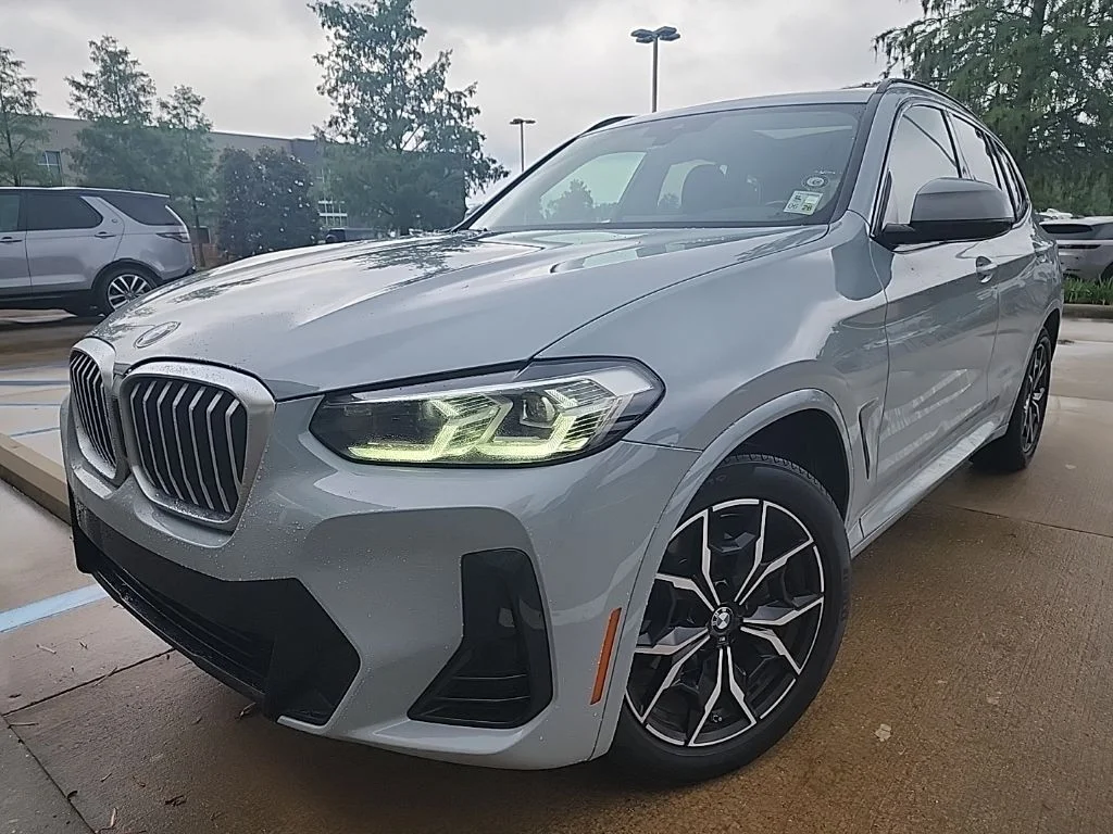 2022 BMW X3 sDrive30i's photo