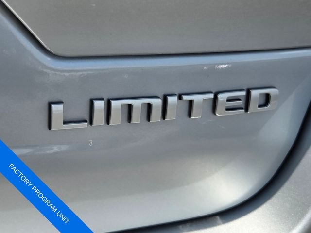 Used 2025 Silver Jeep Limited image 34