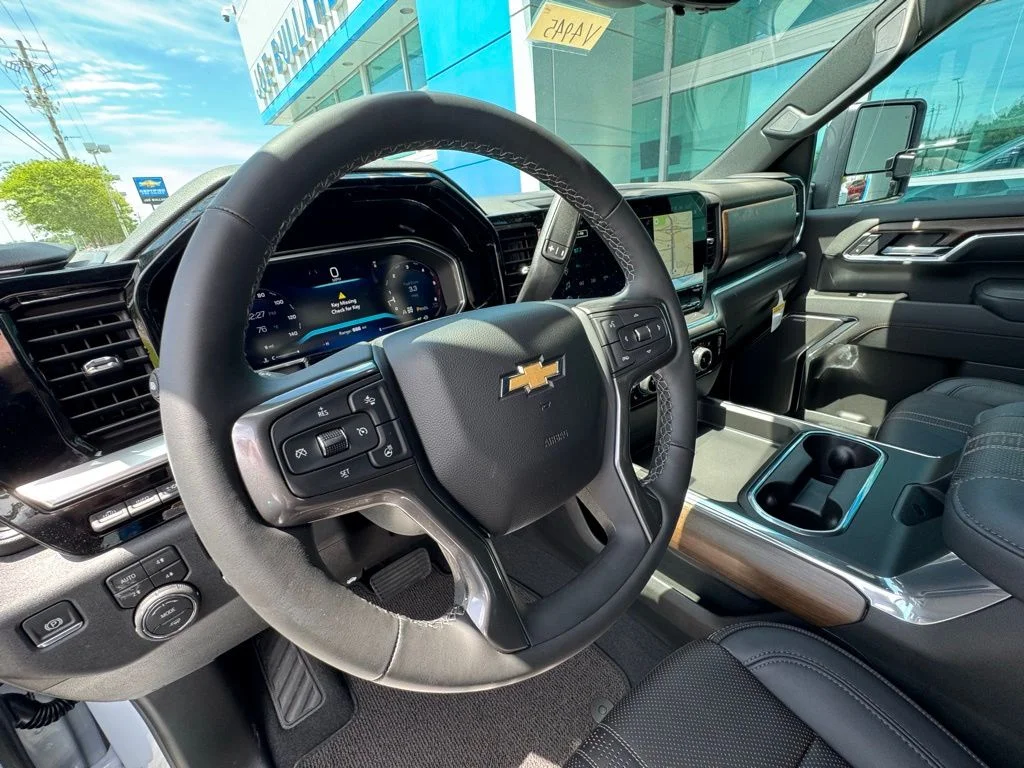 New 2026 White Chevrolet High Country image 13
