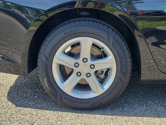 2025 Chevrolet Malibu 1LT - Photo 6