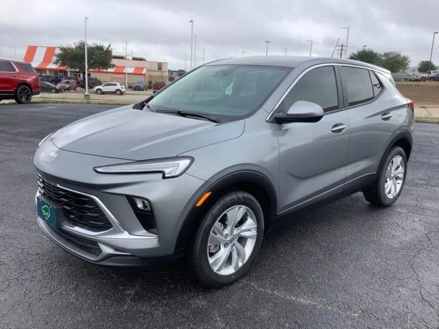2025 Buick Encore GX Preferred's photo