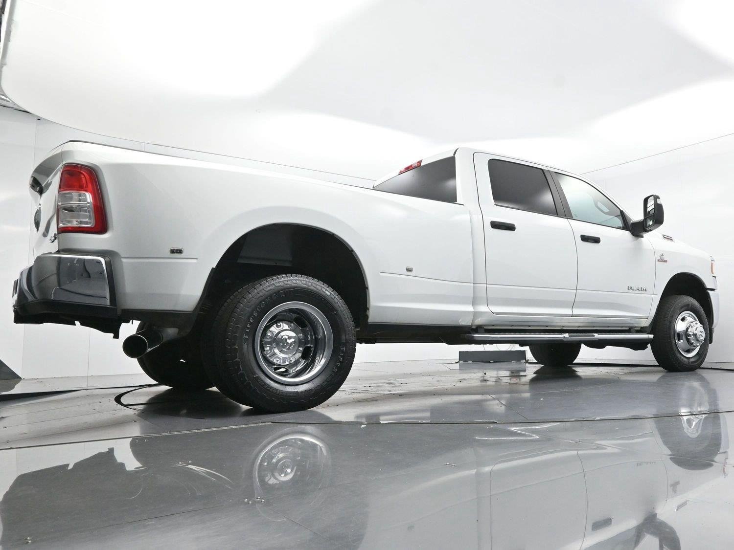 Used 2024 Bright White Clearcoat Ram Big Horn image 48