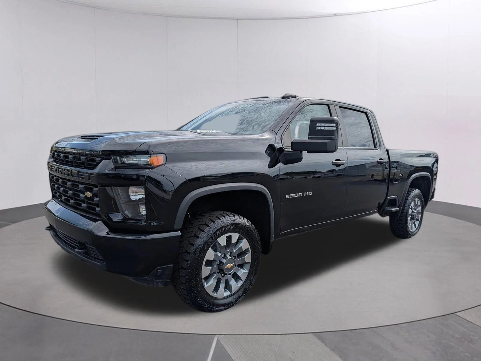 Used 2023 Black Chevrolet Custom image 1