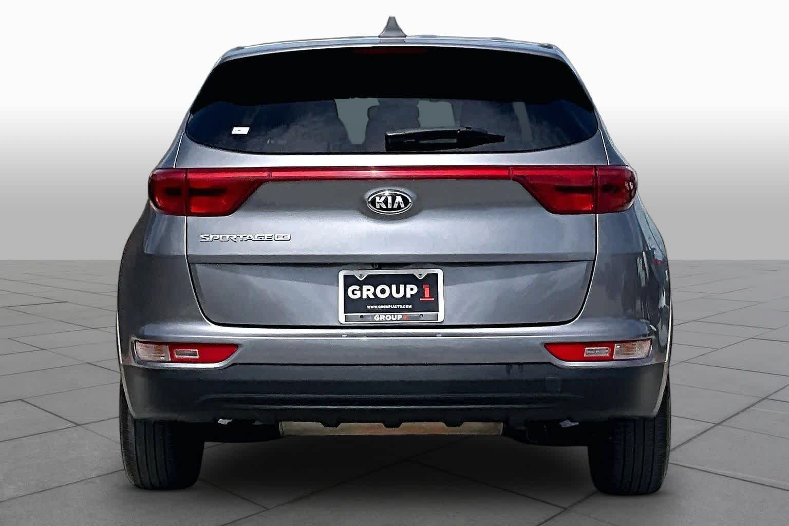 Used 2017 Mineral Silver Kia LX image 5