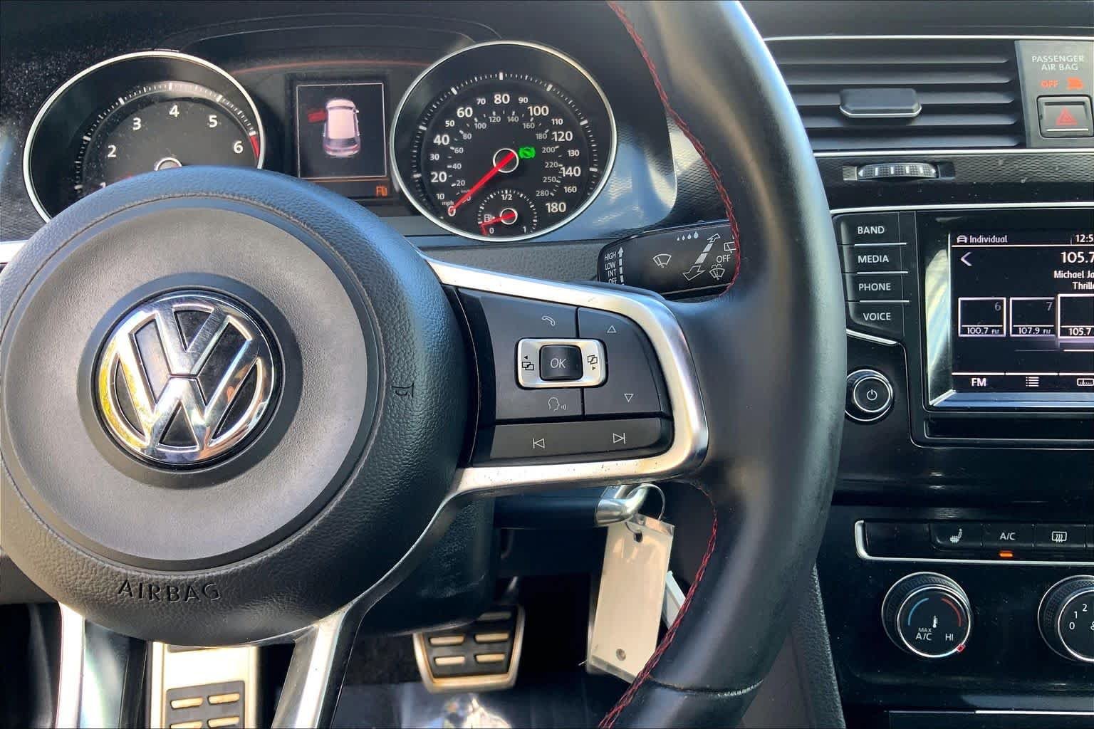 Used 2015 Carbon Steel Gray Metallic Volkswagen S image 25