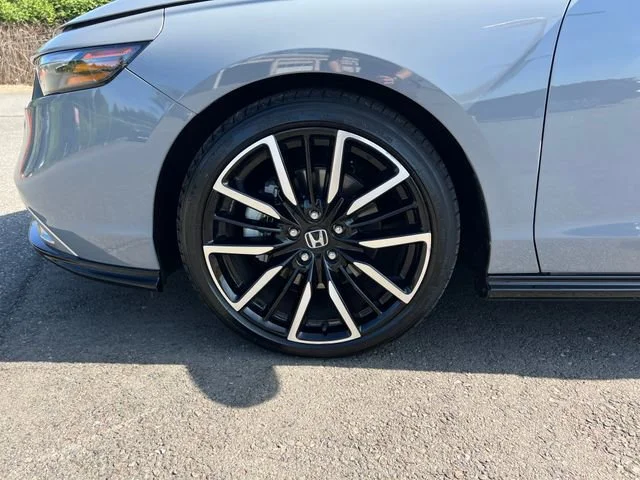 2023 Honda Accord Hybrid Touring - Photo 27