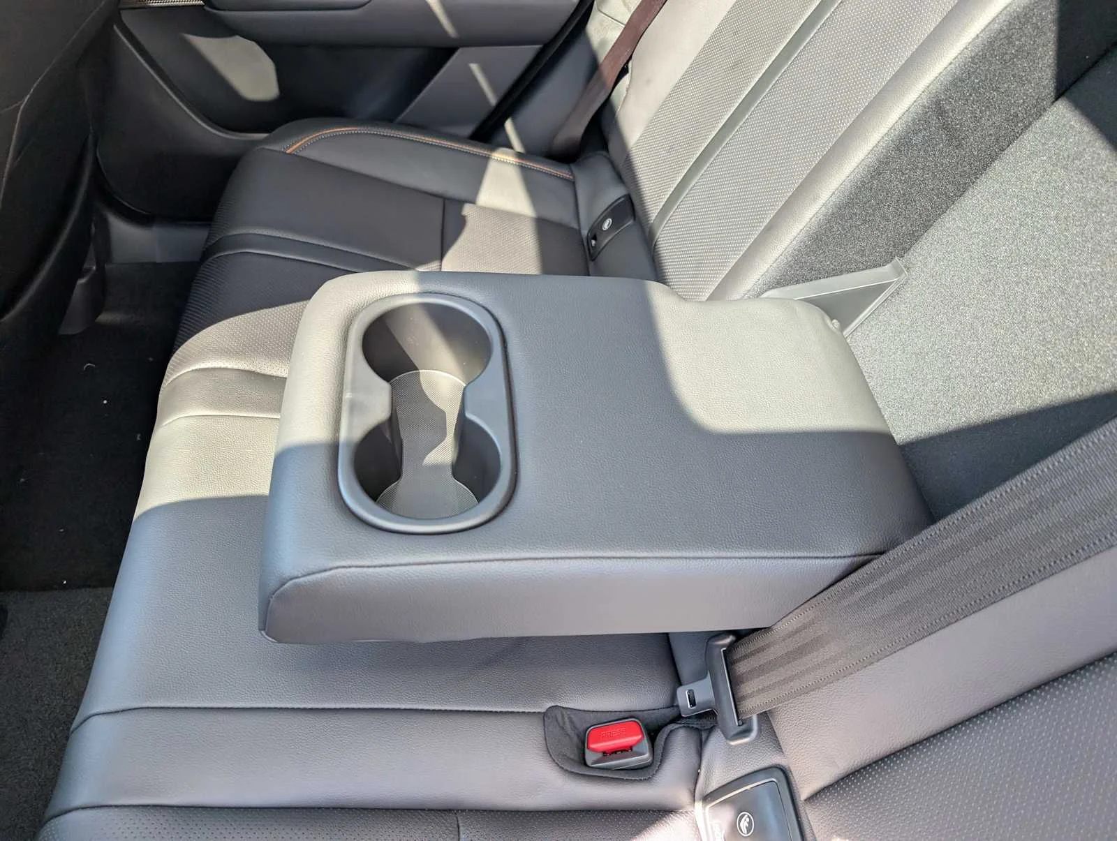 New 2026 Polymetal Gray Metallic Mazda Premium image 17