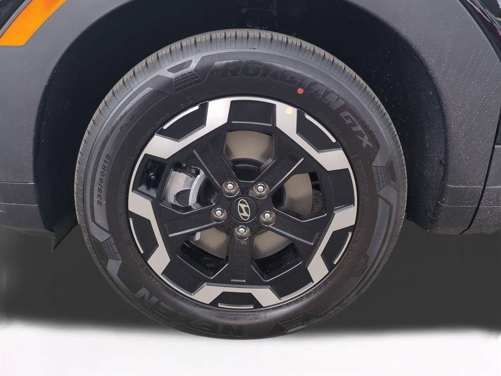 New 2027 Black Hyundai SE FWD image 11