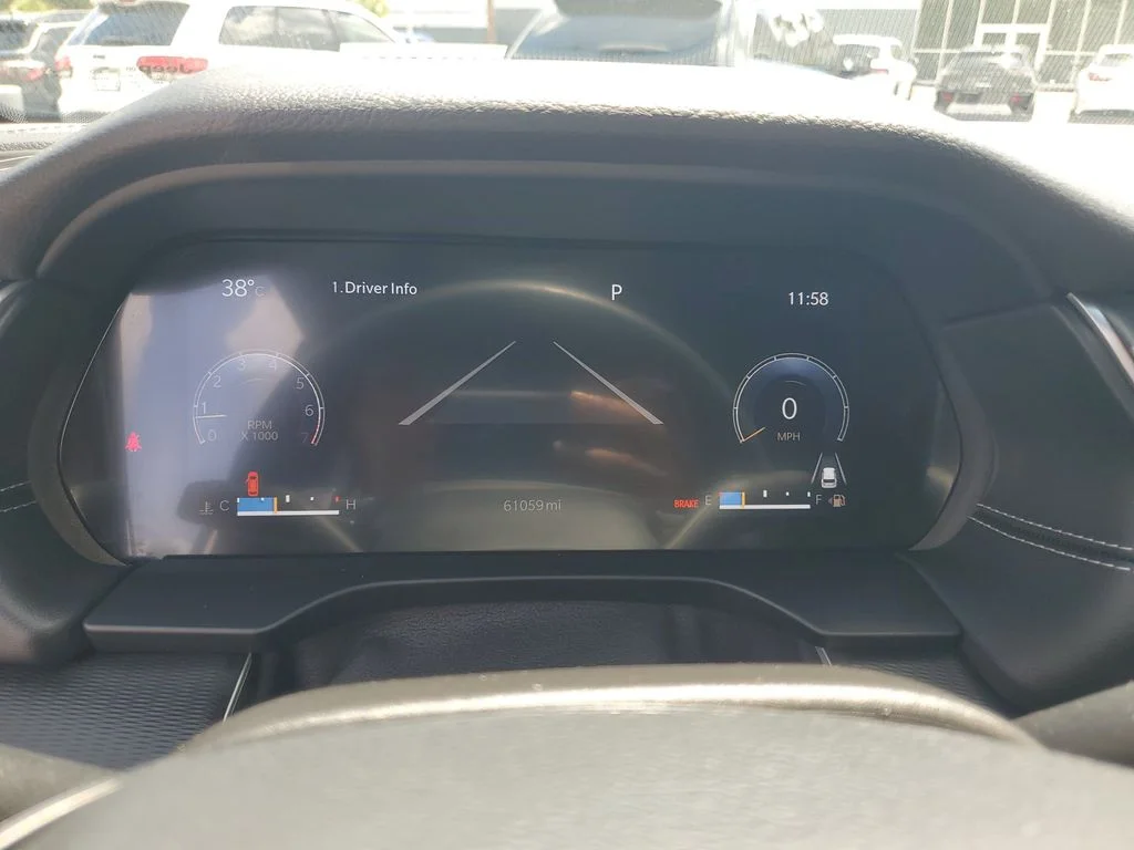 Used 2024 White Jeep Altitude image 18