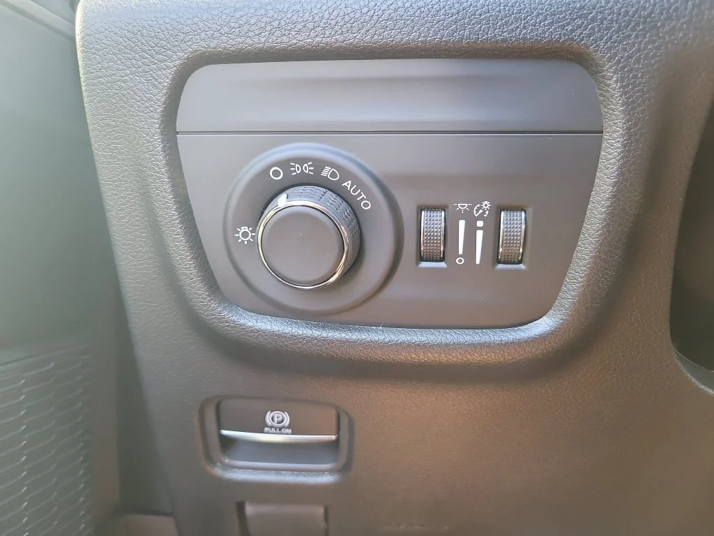 New 2026 Silver Jeep Altitude image 22