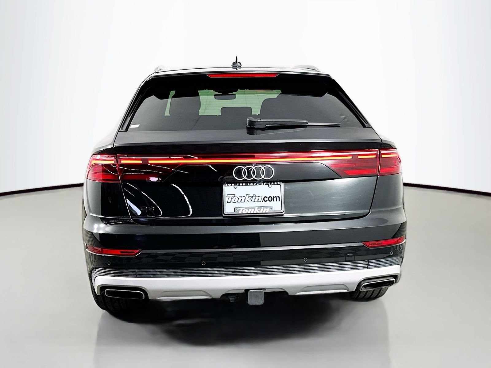 Used 2025 Mythos Black Metallic Audi 55 Premium Plus image 6