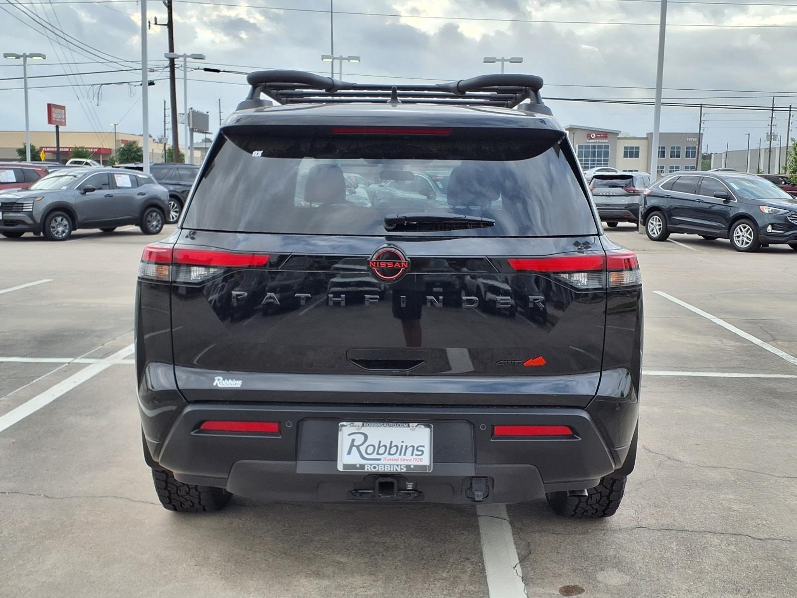 2026 Nissan Pathfinder Rock Creek® Black at Robbins Nissan