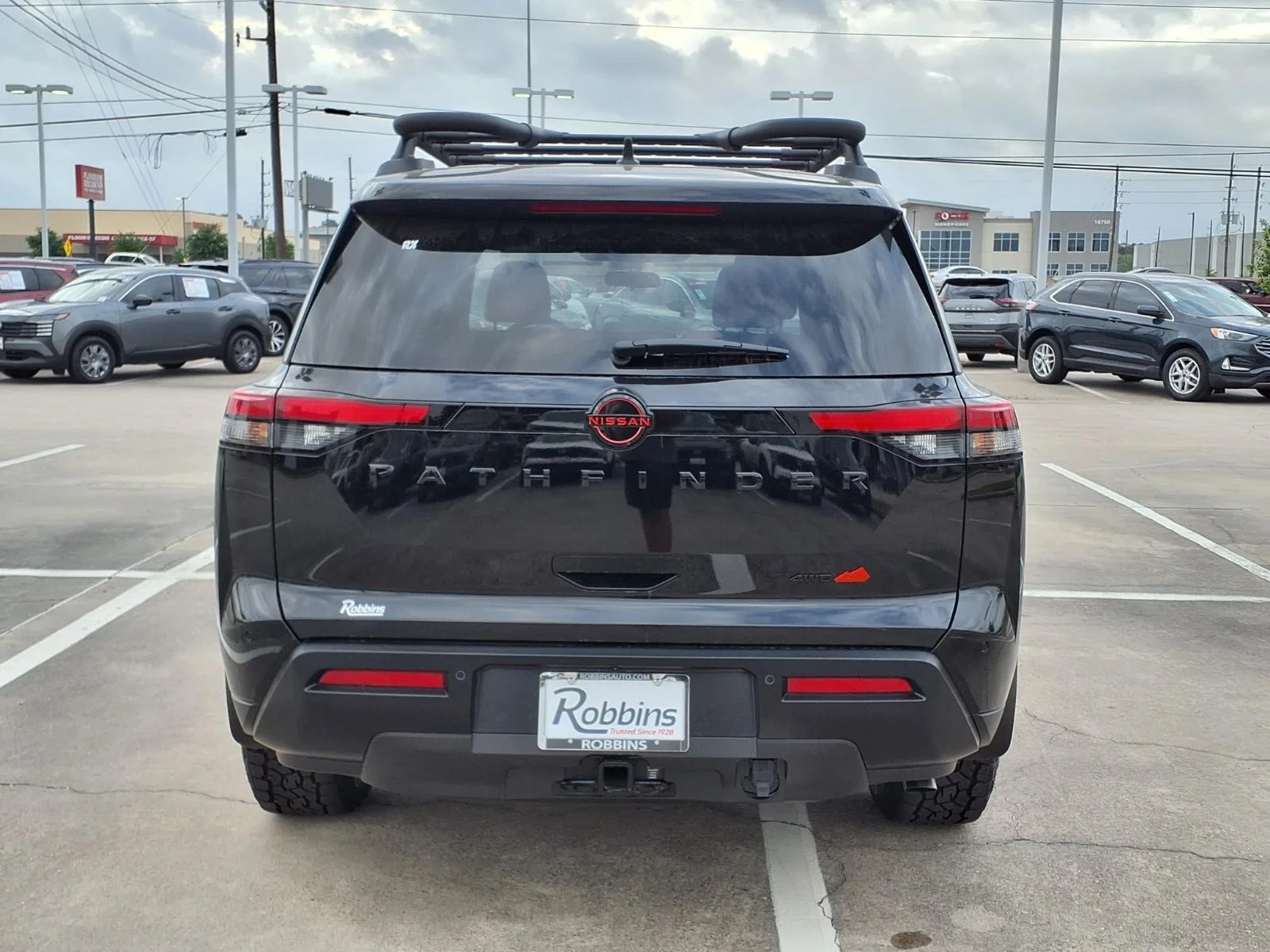 2026 Nissan Pathfinder Rock Creek® Black at Robbins Nissan
