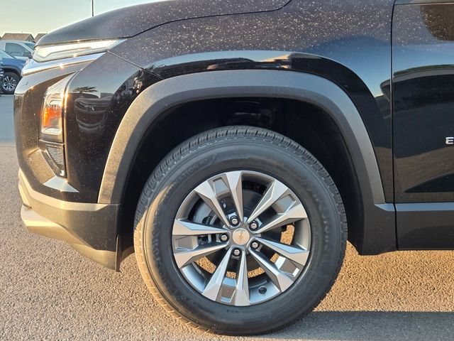 New 2027 Mosaic Black Metallic Chevrolet LT image 5