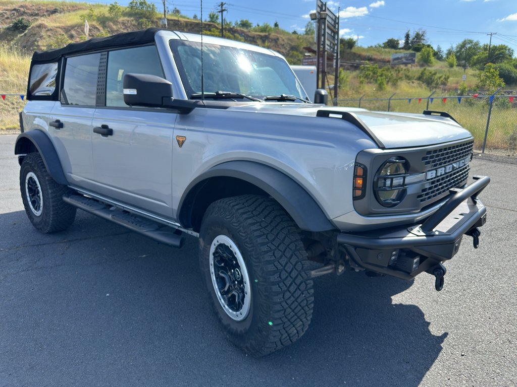 Used 2022 Iconic Silver Ford Badlands image 13
