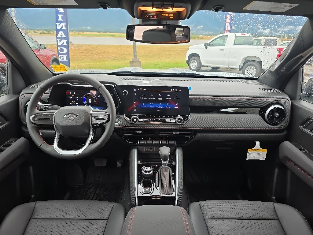 2026 Chevrolet Colorado Z71 - Photo 17