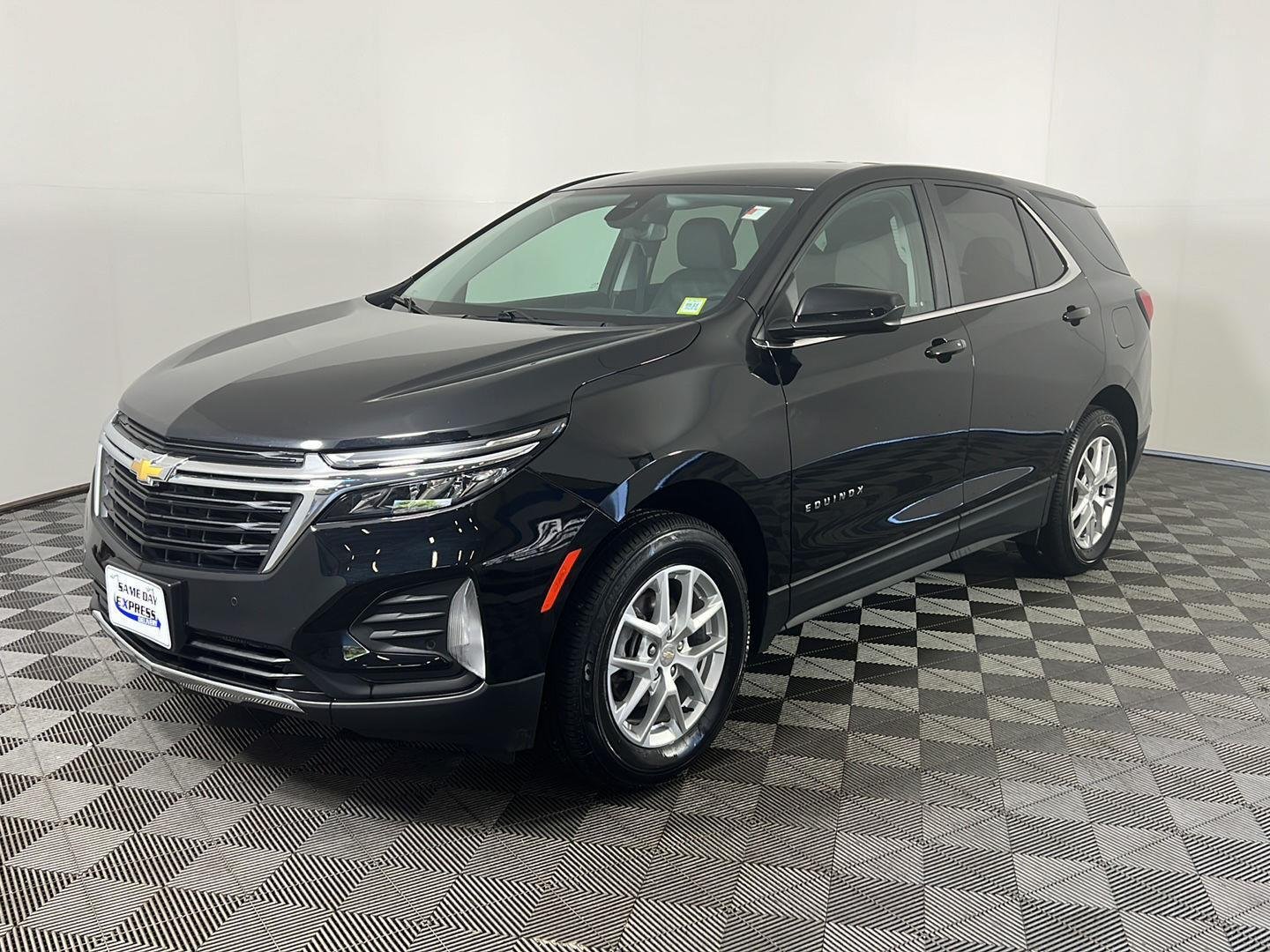 Used 2024 Black Metallic Chevrolet LT image 29