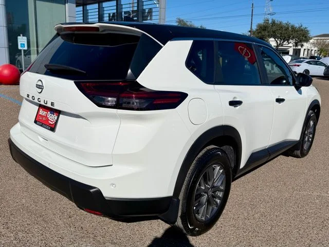 Used 2025 White Nissan S image 7
