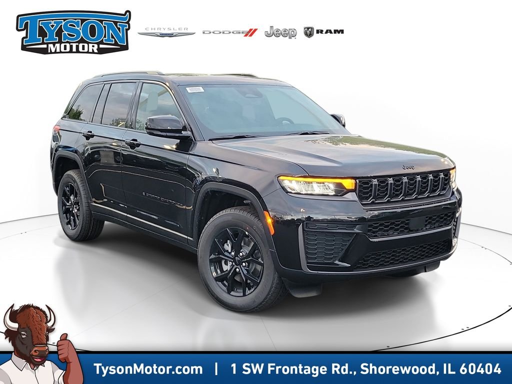 New 2026 Diamond Black Crystal Pearl-Coat Exterior Paint Jeep Altitude image 1
