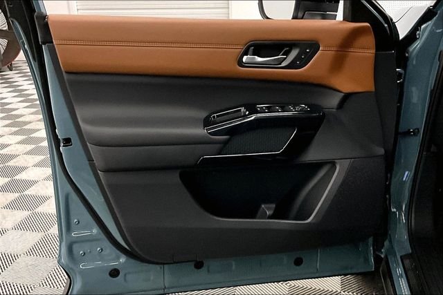 New 2026 Baltic Teal Nissan Platinum image 32
