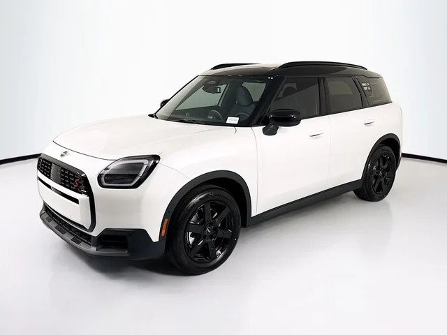 2027 MINI Countryman Signature Plus
